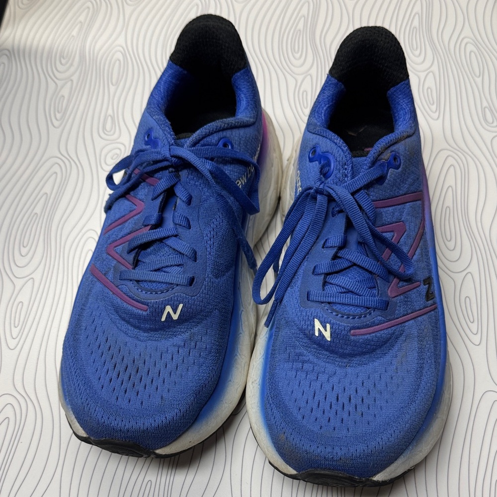 New Balance Fresh Foam More Royal Blue Sneakers with Mauve Accents, sz 9.5